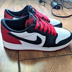 Nike Air Jordan Shoes size 7Y